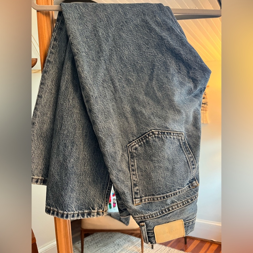 Everlane 90s cheeky jeans